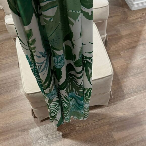 Green Leaf Print Maxi Dress - Picture 7 of 7